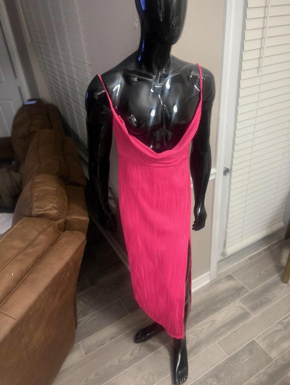 PrettyLittleThing Pink Midi Dress - Picture 8 of 9